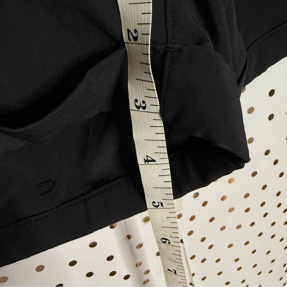 Lululemon Spring Break Away Short Black - Picture 3 of 7